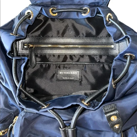 💯Authentic Burberry Nylon Backpack/Rucksack GUC - Picture 4 of 11